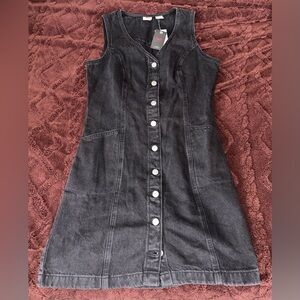 NWT Levi’s Vianna Vest Dress Size Medium